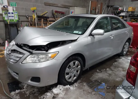 2010 Toyota Camry Le из США, поврежденный, VIN 4T4BF3EK6AR006433